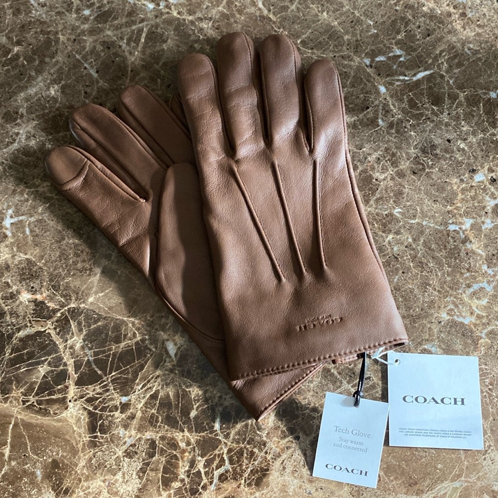 Men’s COACH Dark Saddle, Large, Signature Quilted Tech Leather Gloves, NWT